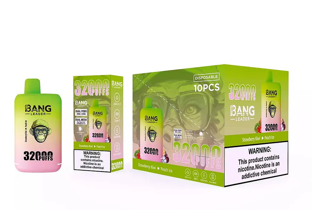 Bang Leader 32000 Puffs engångsvape set i Strawberry Kiwi & Peach Ice, som visar en enhet med rosa-grön gradient och en maskot i form av en apa, en detaljhandelsförpackning och en 10-pack masterkartong med nikotinvarning.